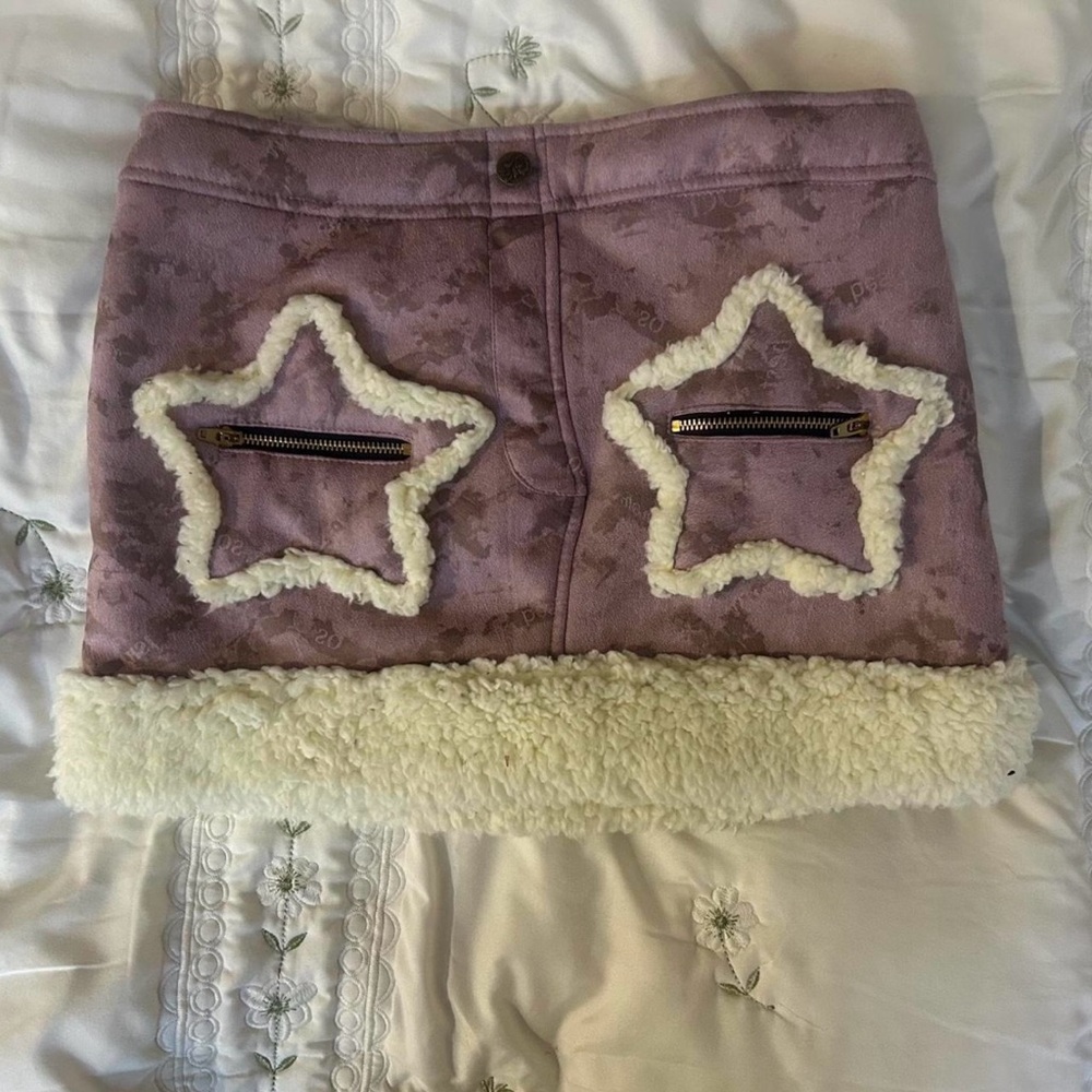 Purple Star-Embellished Skirt with Faux Fur Trim